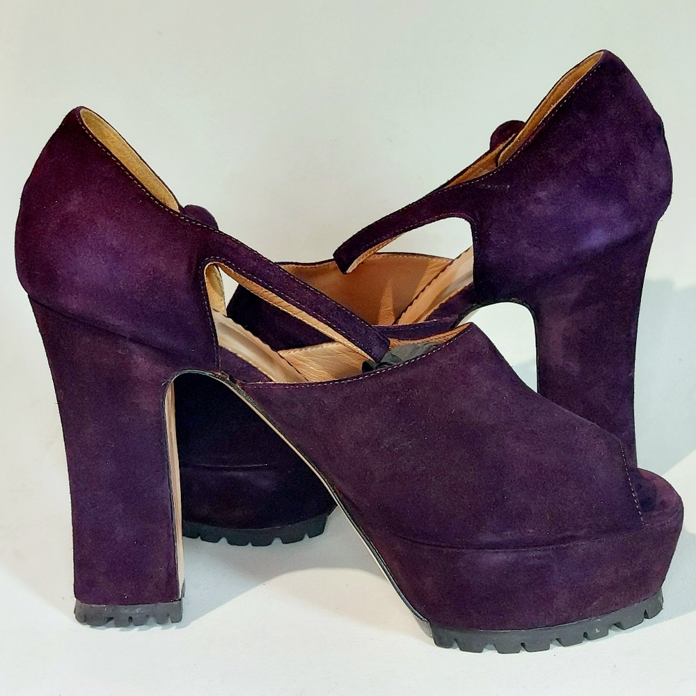 RED Valentino eggplant suede mary-jane platform pumps, EU41/10, new w/ flaws